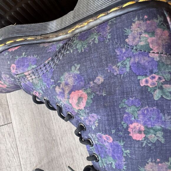 Dr. Martens Castels Airwaves Blue Denim Chambray Canvas Flower Combat Boots Wm 7 - Picture 14 of 16